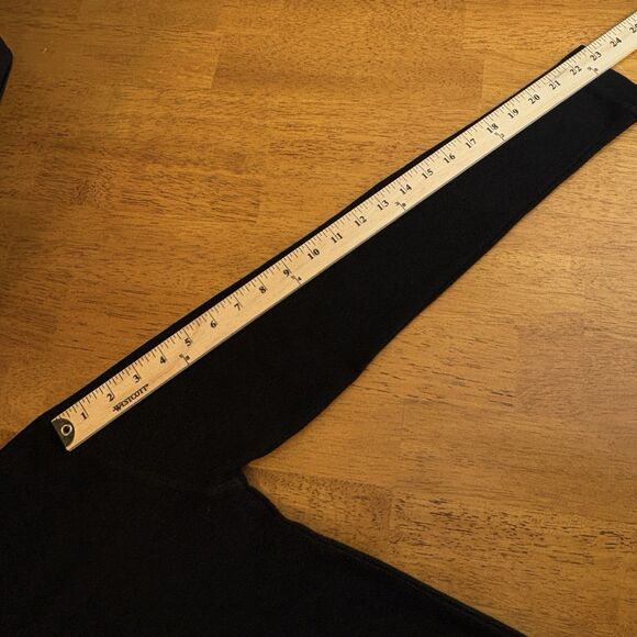 Bay Beauty Junior XL Black Knit Pullover Sweater Faux Rhinestones Purple Dog Paw - Picture 10 of 10